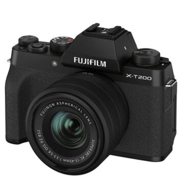 The Fujifilm X-T200 XC 14-45mm