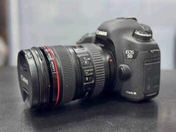 canon 5Diii used with 24/105mm